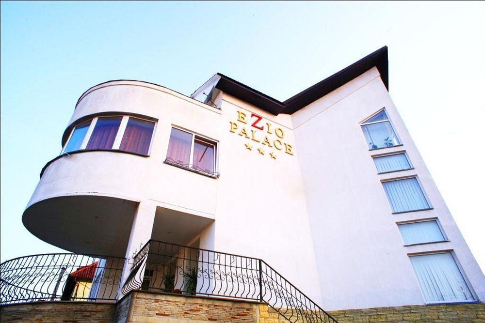 Hotel Ezio Chisinau Exterior photo