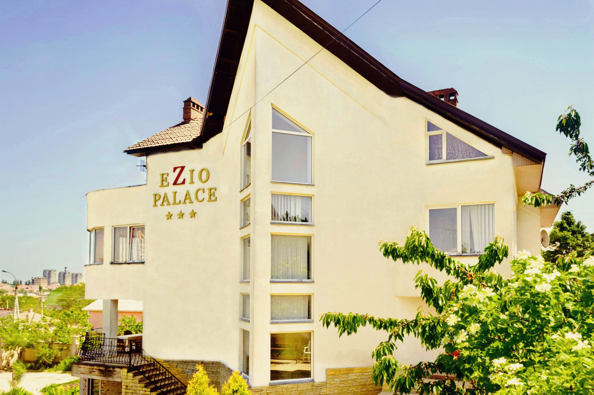 Hotel Ezio Codru Exterior photo